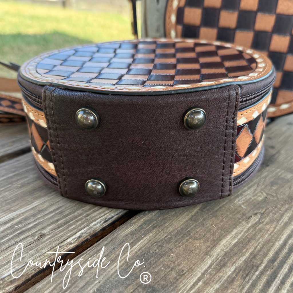This Tribeca Leather Checkered Canteen Purse Trendy