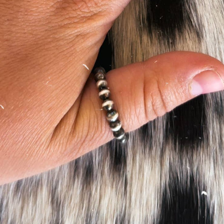 #100 Sterling Pearl Stretch Ring 