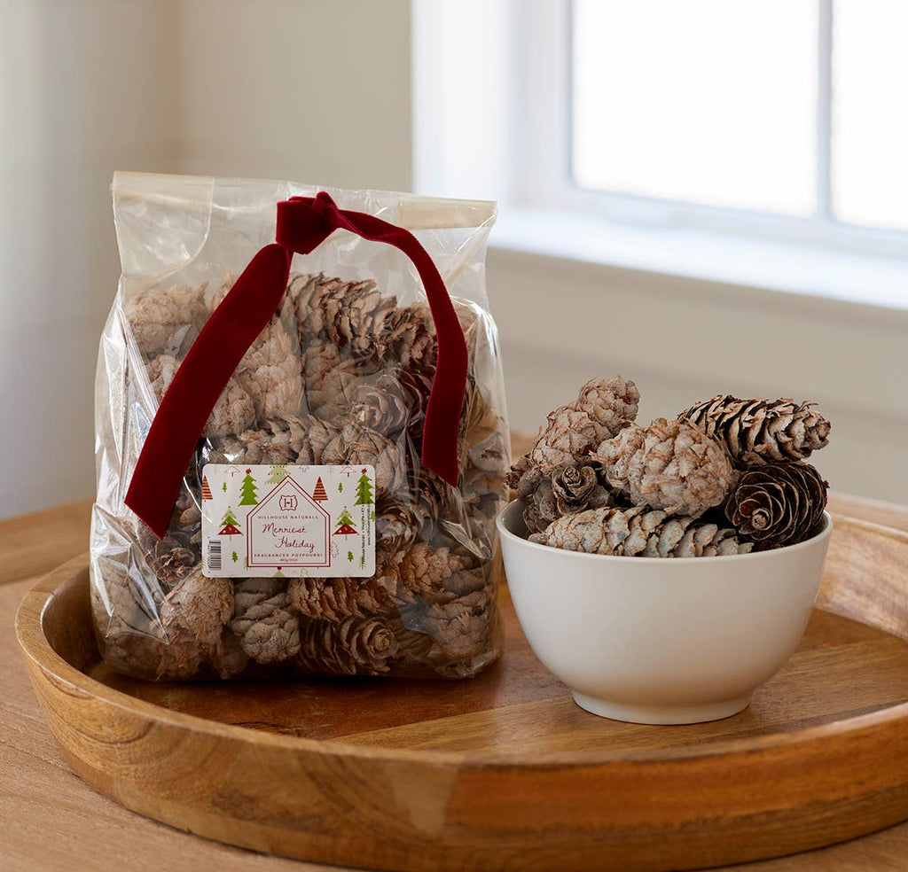 Merriest Holiday Potpourri White Cones 17oz. Ctn.8